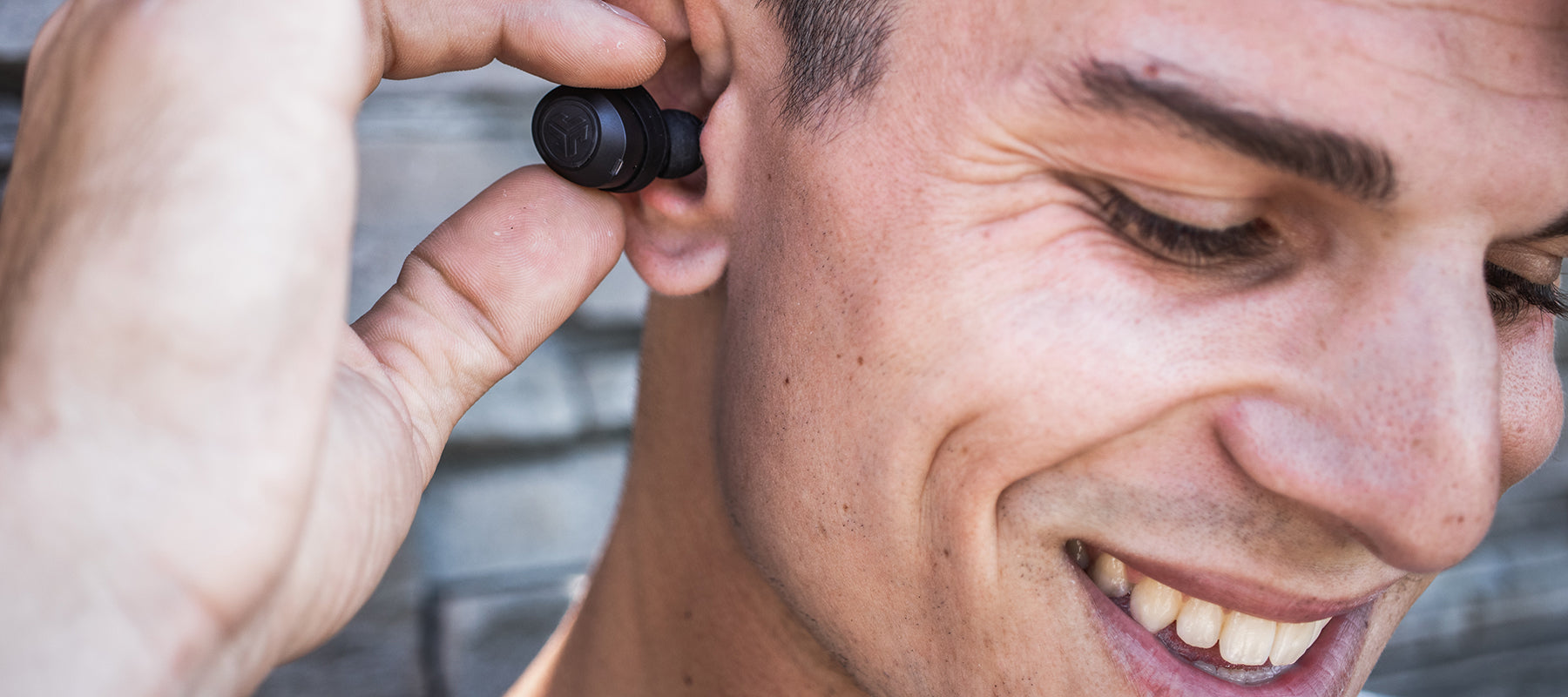 Sound settings, EQ, and app features