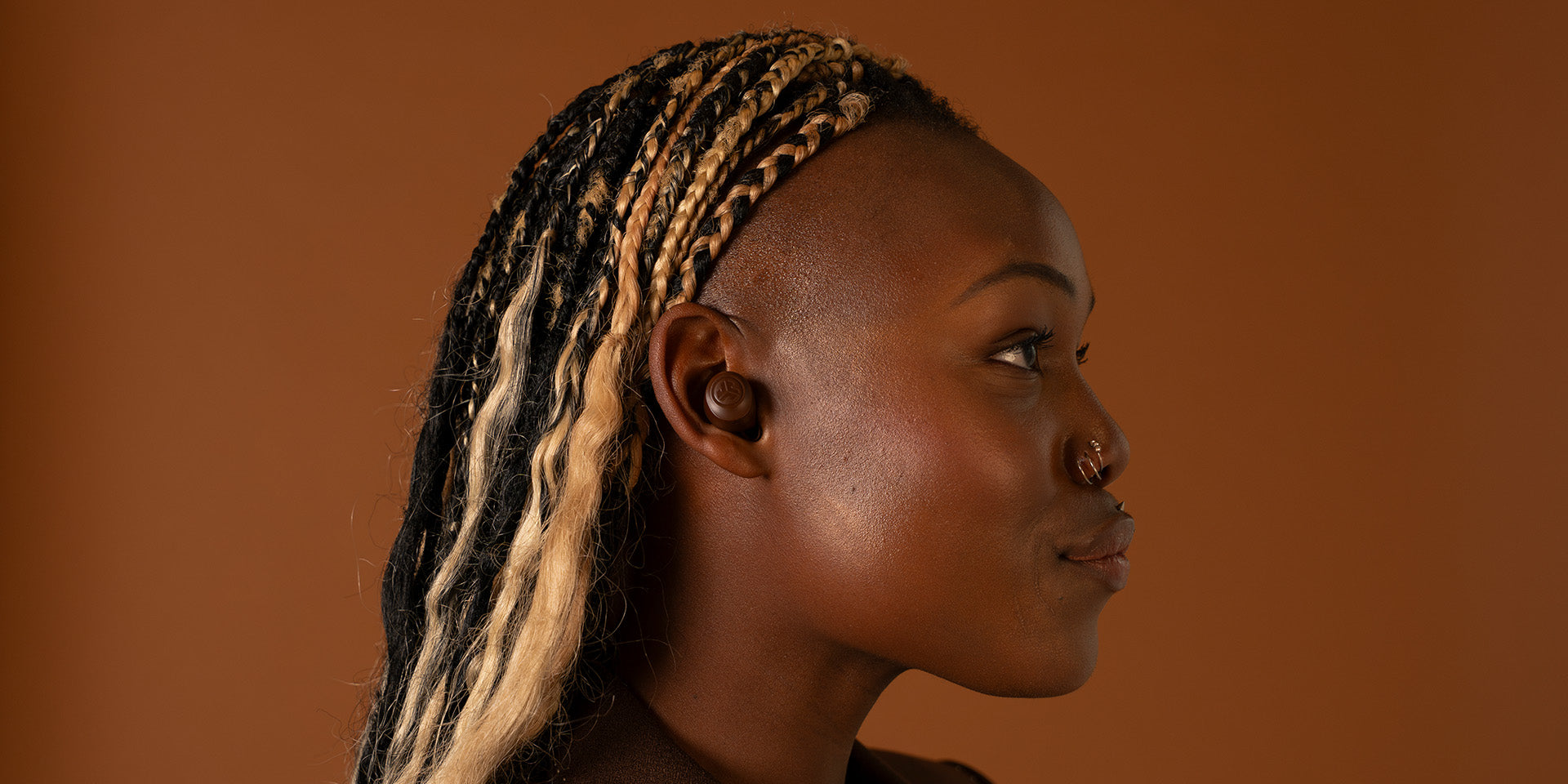 Go Tones+ 4625W model close up