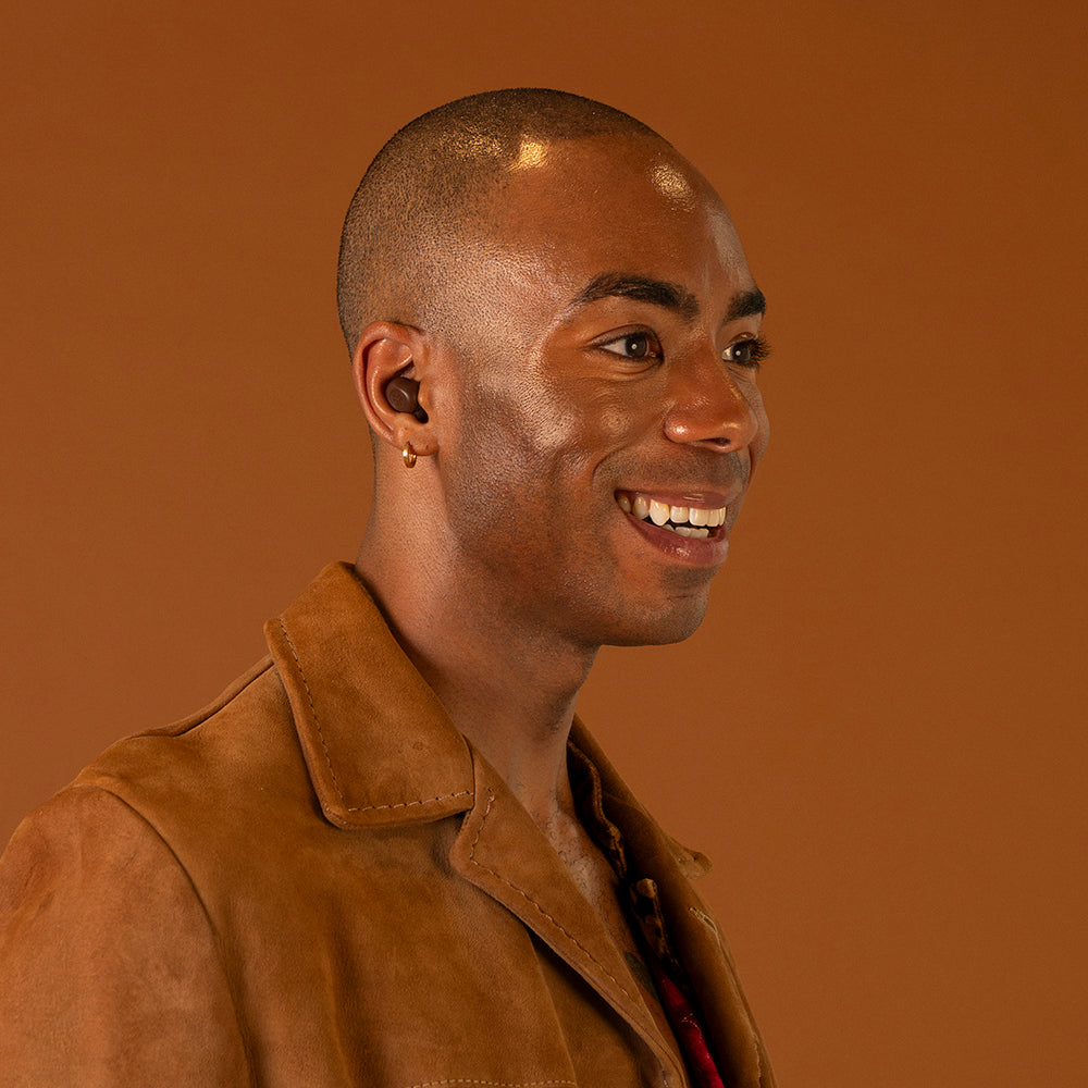 JBuds Mini Tones True Wireless Earbuds 4625W male model