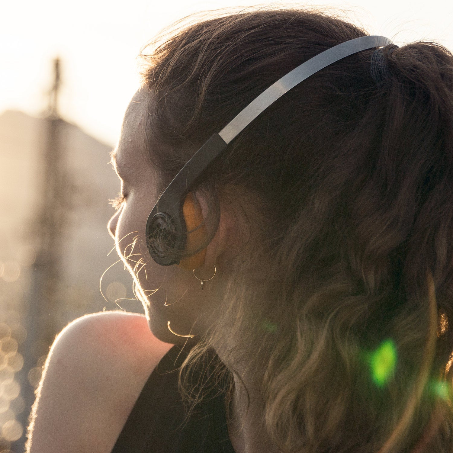 Rewind Wireless Retro Headphones Black| 1561135480852