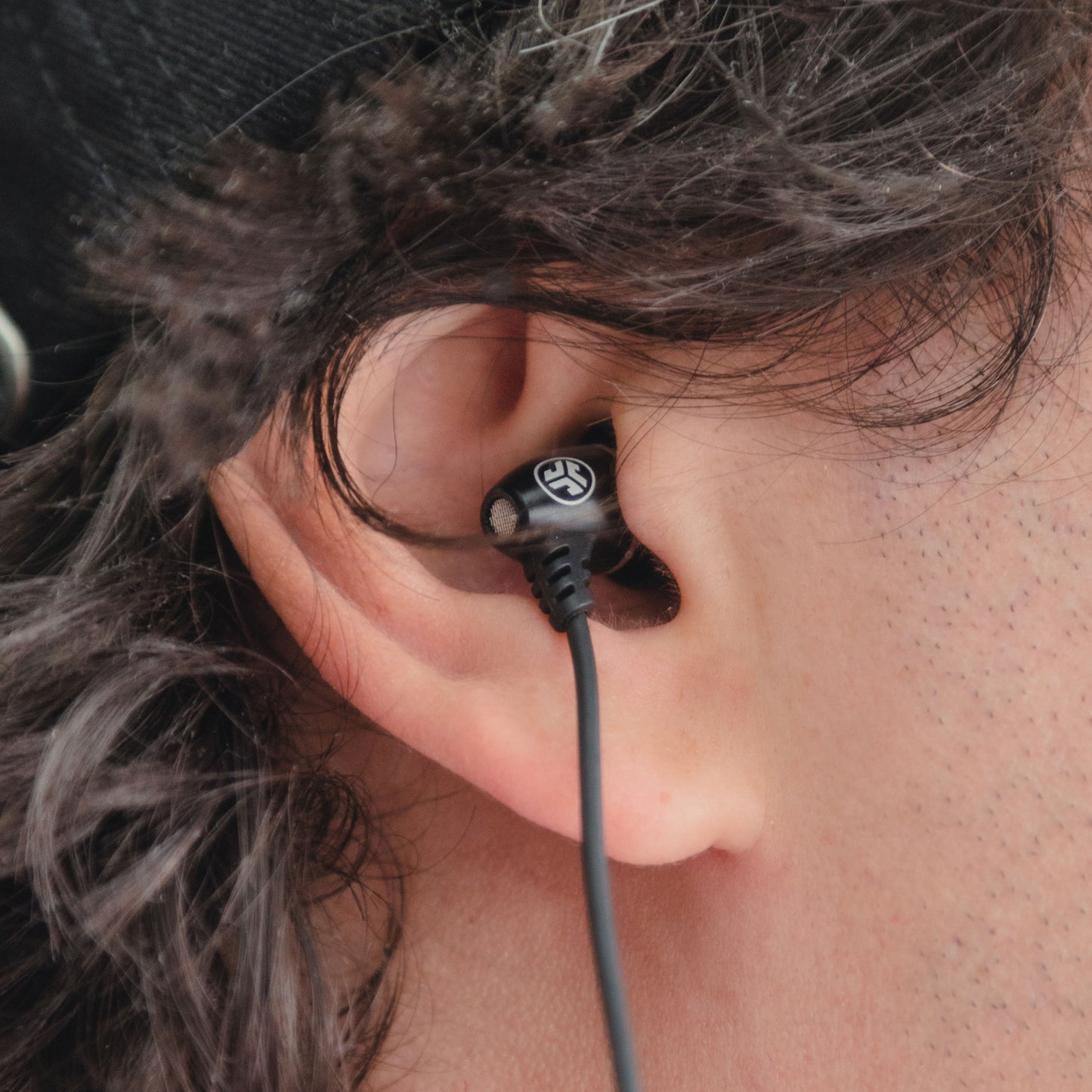 JBuds J6MS In-Ear Single Earbud Black