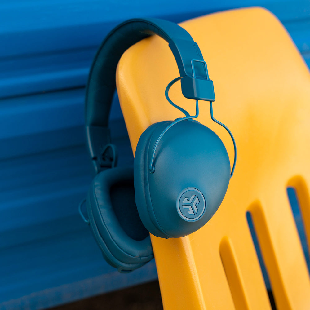 Studio Pro Wireless Over-Ear Headphones Navy